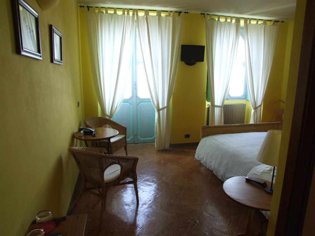 Locanda Chi Ghinn Verbania Oda fotoğraf